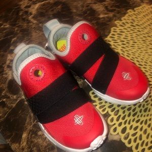 Brand New Nike Huarache Extreme Boy Shoes